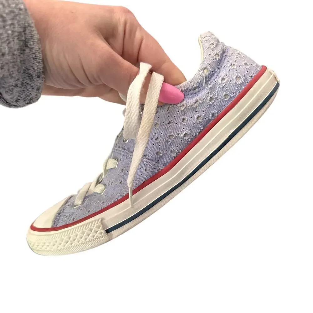 Converse Lavender Eyelet Lace Low Tops Youth 4 / Women’s 5.5